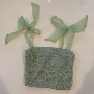 Vestique Tie Sleeve Crop Top